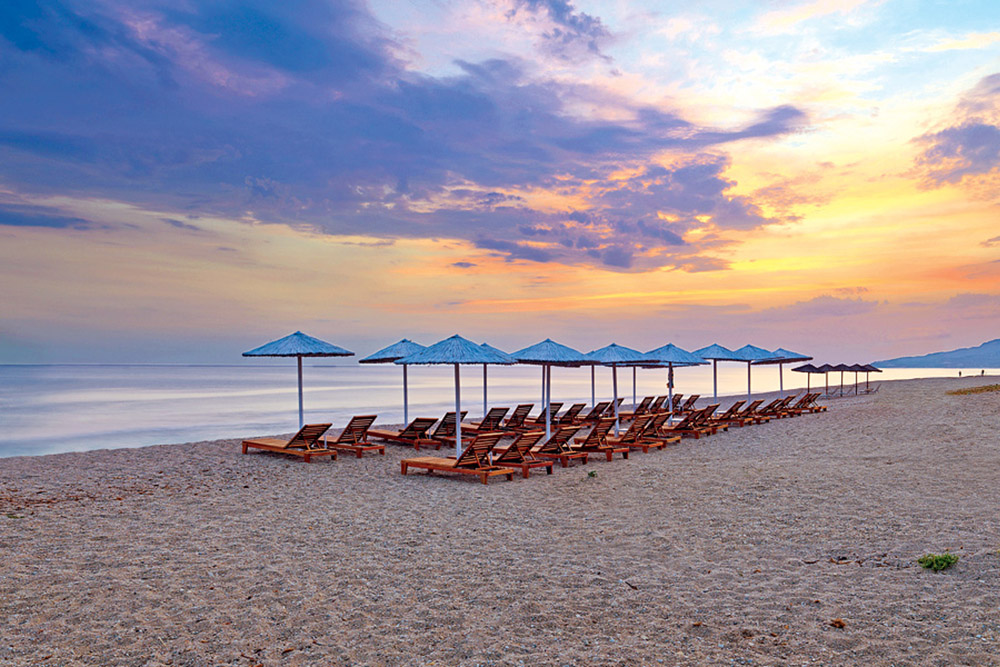 Looking to buy or sell property in Preveza? Trust Achilleas Drakos, a real estate expert with over 40 years of experience